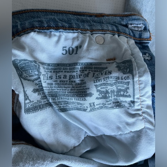 Levi’s shorts colour block 🥰🥰🥰 - Picture 7 of 10